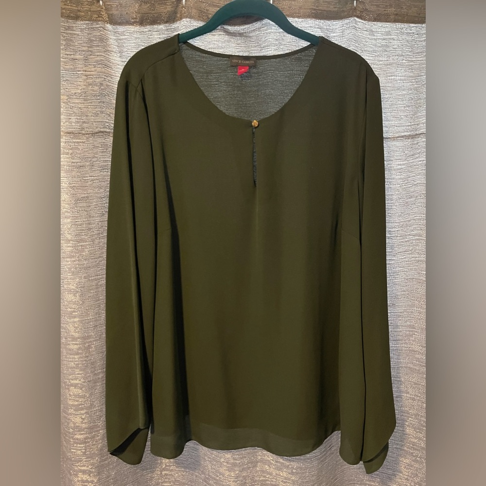 Vince Camuto Olive green dress blouse, size XL flowy top